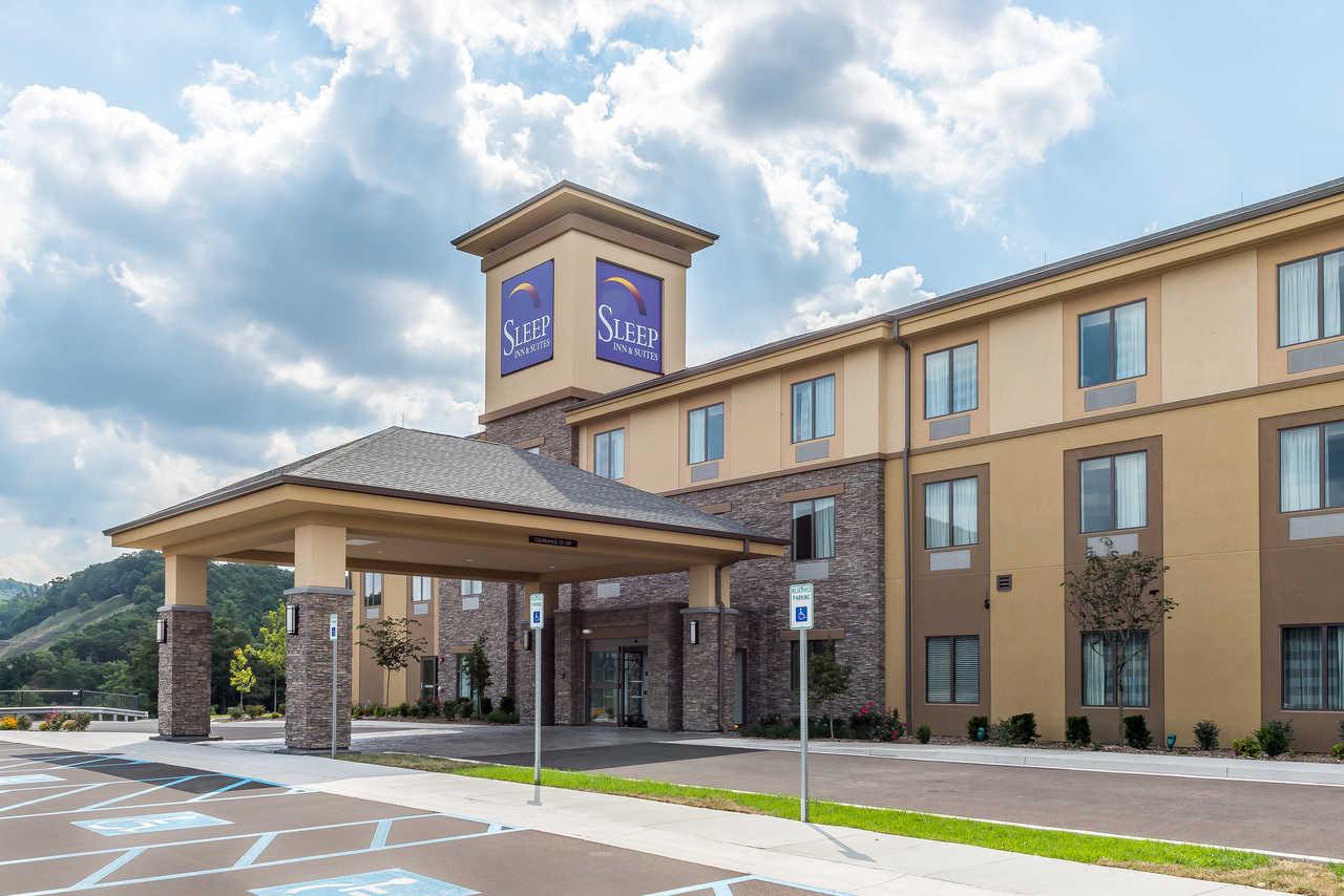 Quality Inn & Suites Frostburg-Cumberland Экстерьер фото